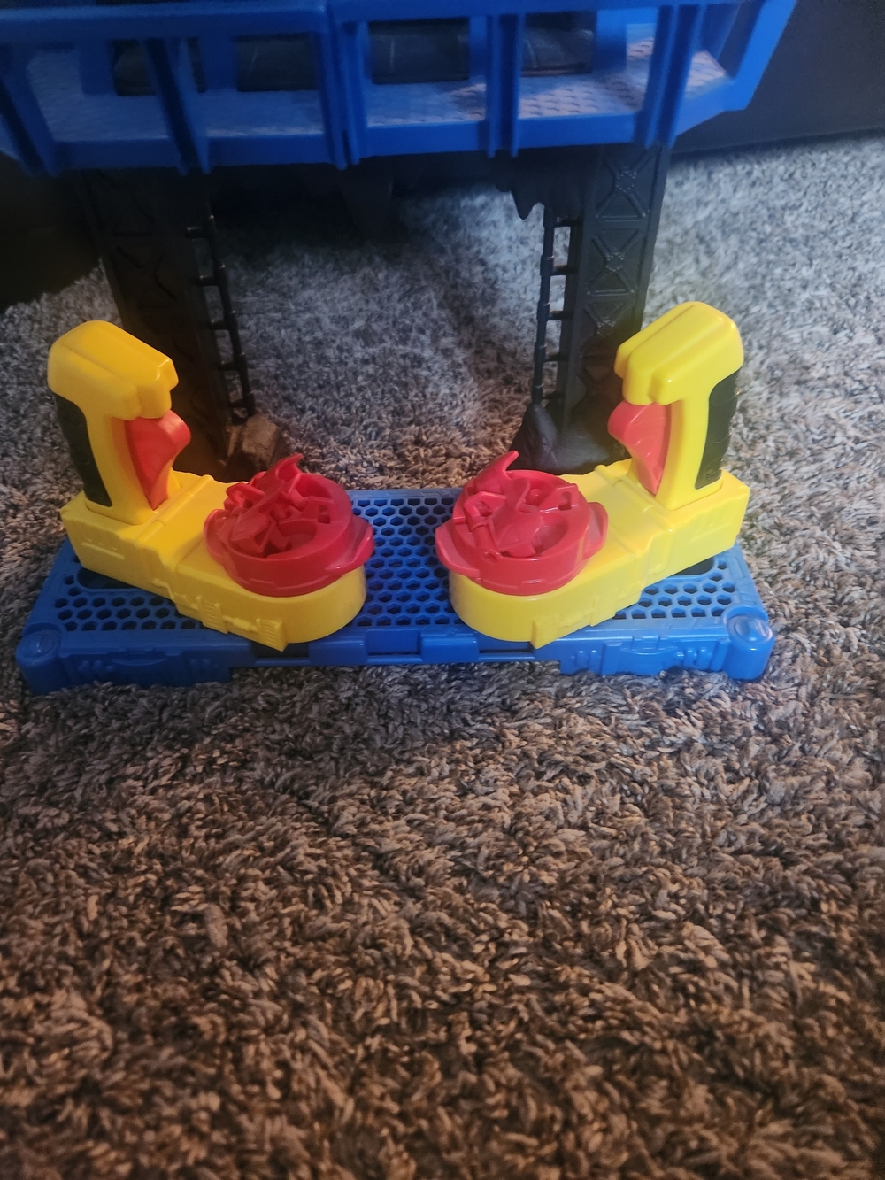 Batman Interactive Playset in Blue, Yellow & Red - Picture 2 of 2